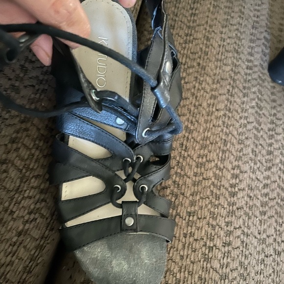 K STUDIO WOMENS SIZE 6 BLACK HIGH WEDGE SANDALD - Picture 6 of 9